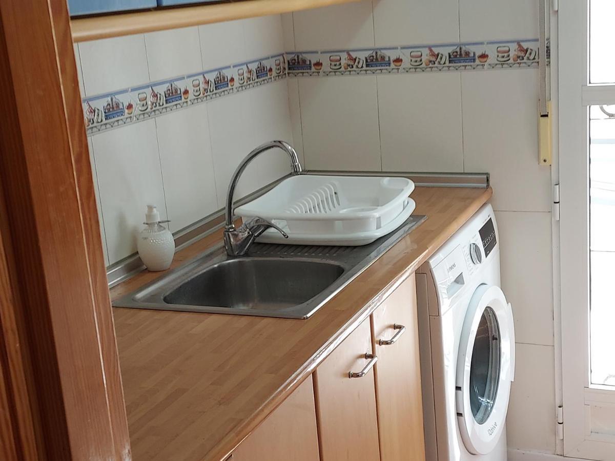 Orihuela - Sleeps 6 - Pool - Parking - Petfriendly Villa ภายนอก รูปภาพ