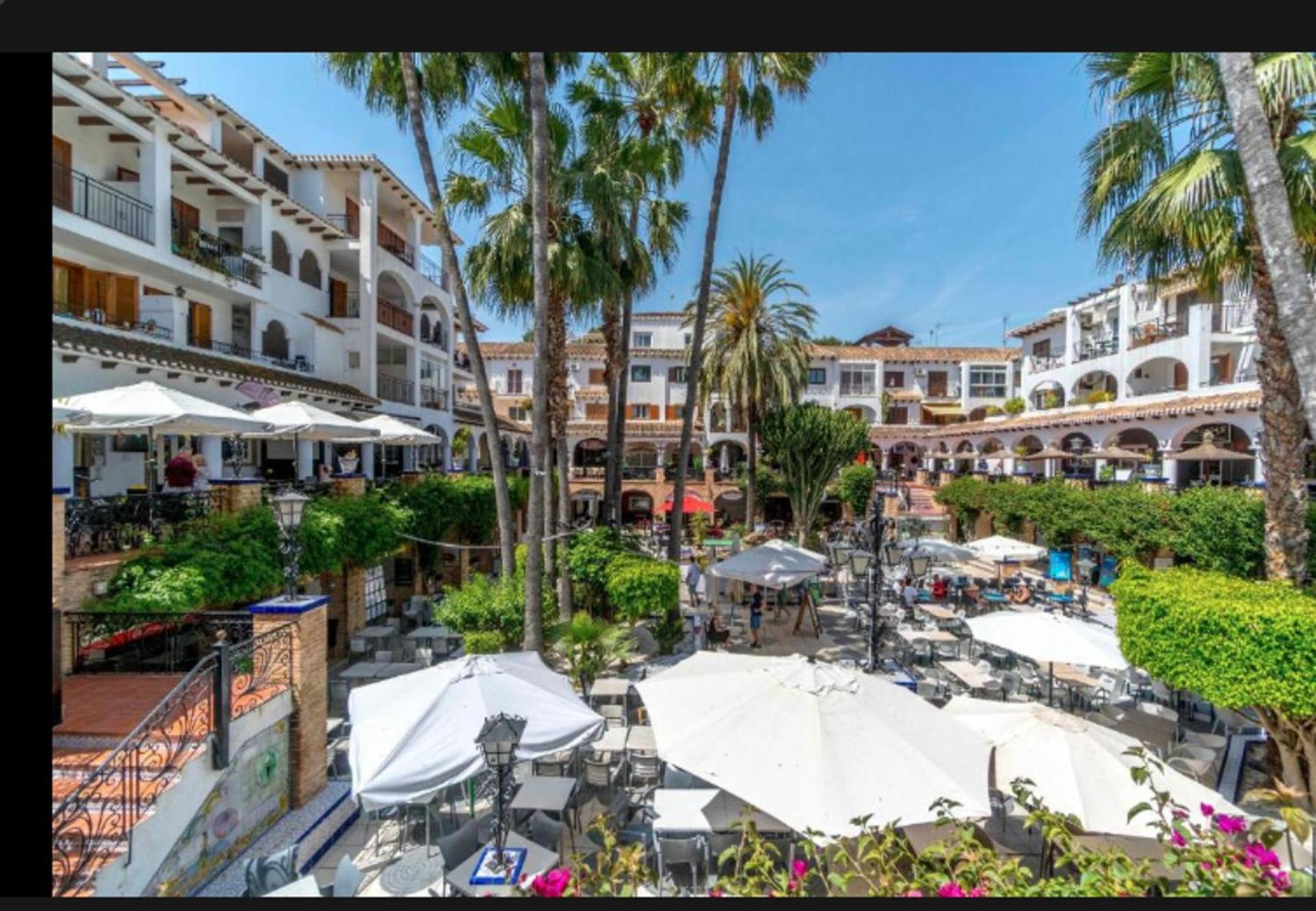 Orihuela - Sleeps 6 - Pool - Parking - Petfriendly Villa ภายนอก รูปภาพ